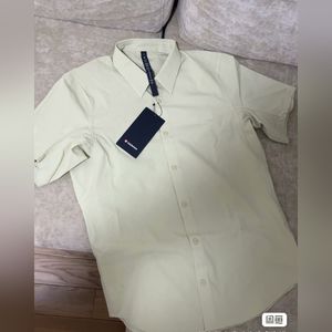 Lululemon airing button down quick drying shirt